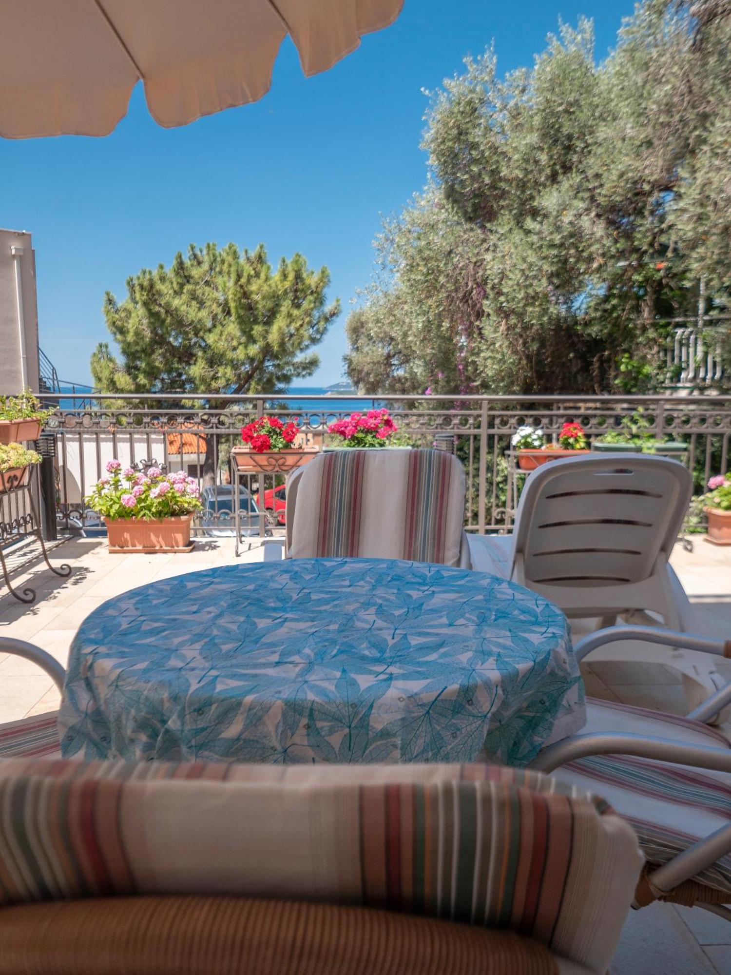 Apartments Marina Sveti Stefan Dış mekan fotoğraf